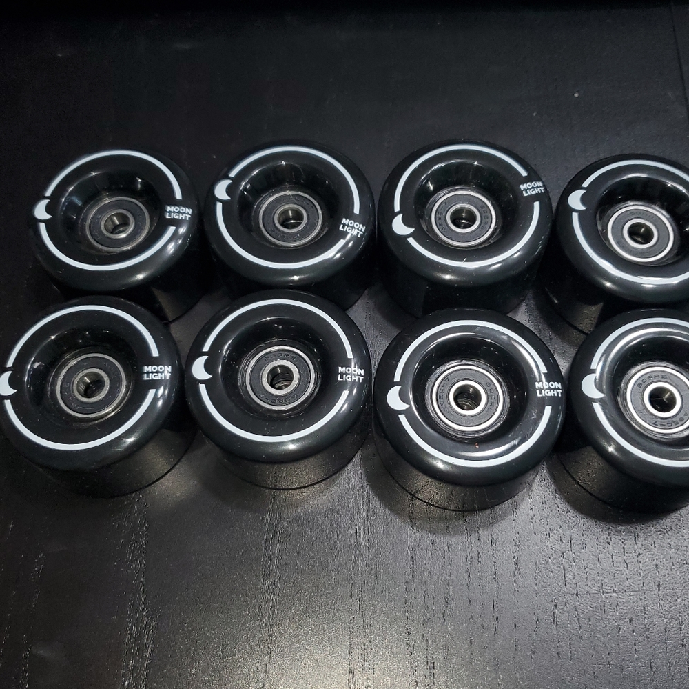 Moonlight Roller Skate Wheels + Bearings